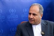 مدرسه نباید صرفاً چاردیواری برای درس خواندن باشد