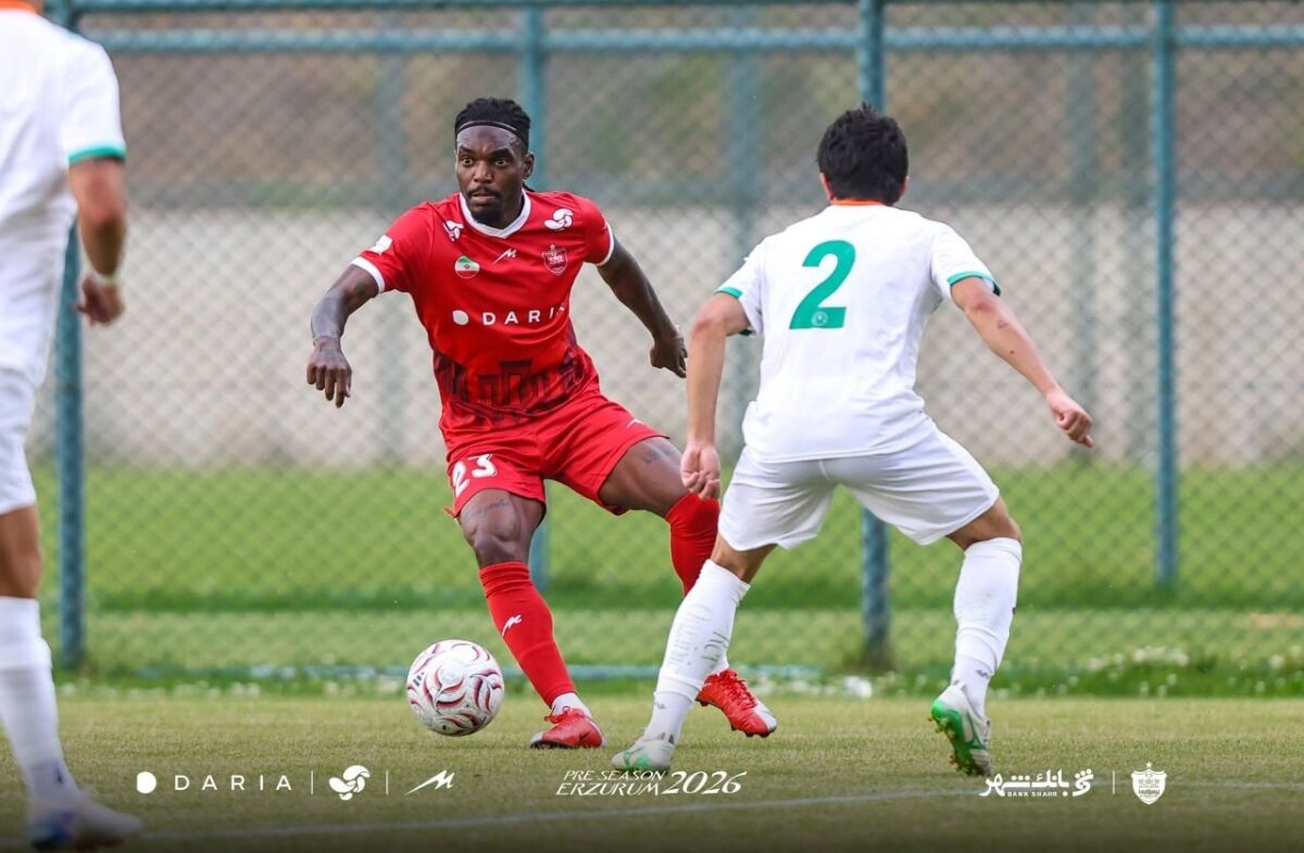 پوشکچیان: پرسپولیسیها با تمرکز و همدلی به بازی صنعت نفت میروند