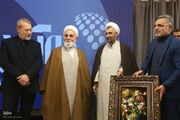 آیین پاسداشت حجت‌الاسلام جعفریان، «جست‌وجوگر گذشته با دغدغه‌های آینده» برگزار شد