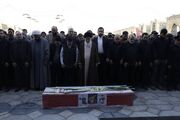 پیکر شهید مدافع امنیت بر دوش مردم ولایتمدار مشهد تشییع شد