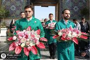 حرم رضوی در آستانه عید غدیر، غرق عطر ۱۵۰ هزار شاخه گل می‌شود