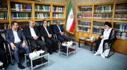آیت‌الله علم‌الهدی: توجه به نیازهای حاشیه شهر ضروری است