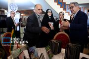 تصاویر | دختر پزشکیان، همسر جوان عراقچی و فاطمه مهاجرانی در یک نمایشگاه