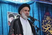 تأکید امام جمعه شهرکرد بر برخورد قاطع با مفسدان اقتصادی و گران‌فروشان