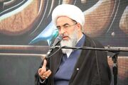 عظمت امروز ایران و ذلت آمریکا به برکت امامت و دین است