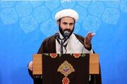 مهم‌ترین ویژگی زعامت رهبر شهید، هدایت راهبردی نظام از بقاء به تعالی بود