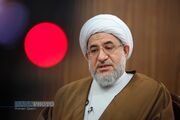 تخطی از خطوط قرمز رهبر معظم انقلاب خلاف شرع است