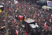 وداع تاریخی در نجف اشرف؛ سیل خروشان جمعیت در تشییع قائد شهید امت