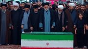 اقامه نماز بر پیکر مطهر امام شهید به امامت آیت‌الله سید مصطفی خامنه‌ای