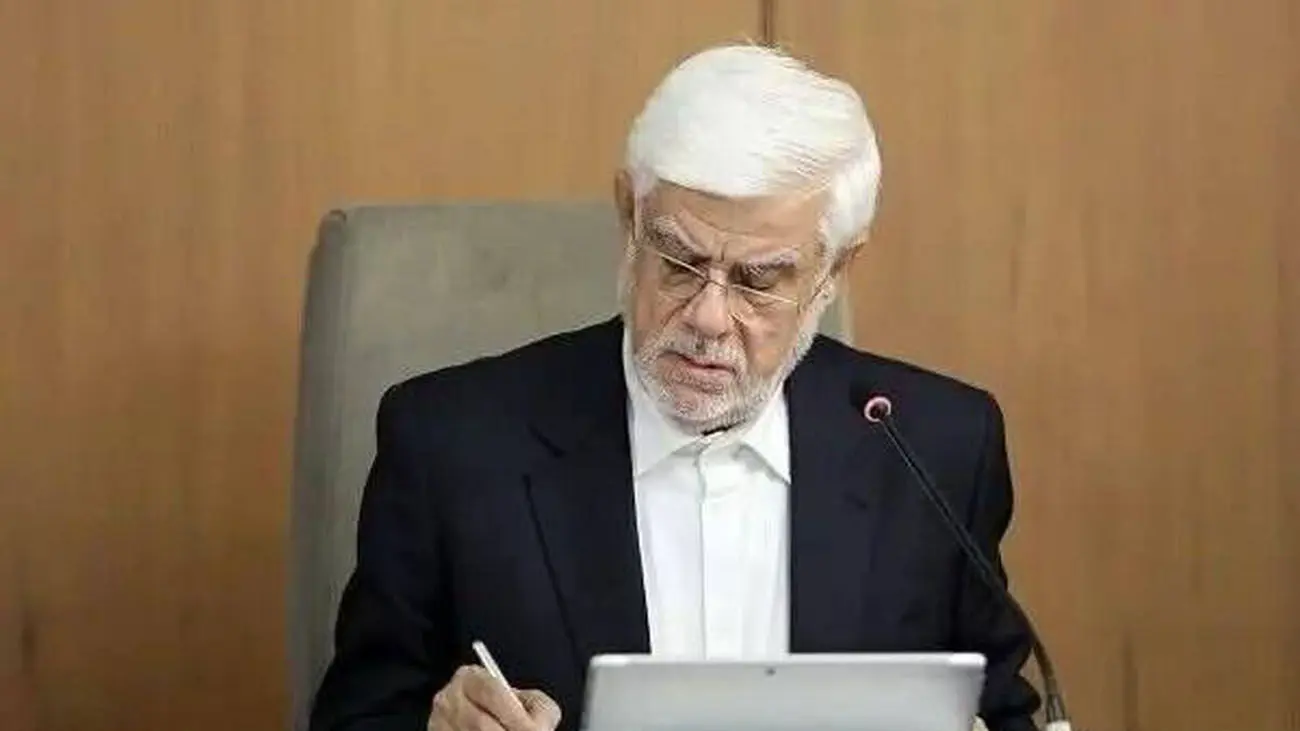 عارف: دانشگاه‌ها را به خود دانشگاهیان بسپارید