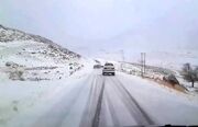 جاده برفی و ترافیک نیمه سنگین در محورهای ورودی تهران