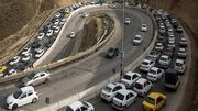 ترافیک پرحجم در جاده هراز و آزادراه‌های منتهی به تهران / مه‌گرفتگی در ارتفاعات چالوس و فیروزکوه