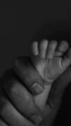 آواز ماندگار محمد علیزاده جز تو کی میتونه عزیز من باشه… + متن ترانه خاطره انگیز