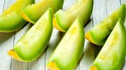 برای کاهش حمله قلبی طالبی بخورید!