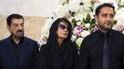فیلم / نگاهی به حضور بازیگران و هنرمندان در مراسم ختم بهروز رضوی برادر عاطفه رضوی؛از نرگس محمدی تا آزیتا حاجیان و فاطمه مهاجرانی سخنگوی دولت