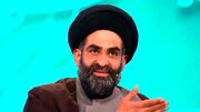 فیلم / این روحانی را در مصلی با رهبری آیت الله مجتبی خامنه ای اشتباه گرفتند / روایت از زبان واعظ موسوی