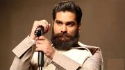 روایت دلتنگی و عشق در قطعه «یک دم از خیال من نمیروی ای غزال من» با صدای علی زند وکیلی