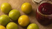 طرز تهیه خانگی رب آلوچه