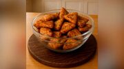 طرز تهیه اسنک سیب‌ زمینی ترد با سس قرمز تند + فیلم