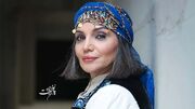 نگاهی به خلاقیت اوستاد قناد در پخت کیک الهام پاوه نژاد/ «نه تجمل، نه زرق‌وبرق کیک تولد متفاوت الهام پاوه‌نژاد با گل‌آرایی چشم‌نواز