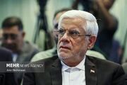 عارف: دولت چگونه همزمان تورم را مهار می کند و معیشت مردم را تأمین می کند؟