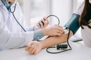 مقصر خطاهای درمانی همیشه یک نفر نیست؛ سیستم را اصلاح کنیم