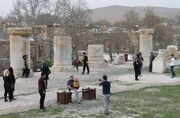 کنگاور مسافر دارد، اتاق ندارد؛ قصه هتلی که ۱۵ سال در وعده ماند
