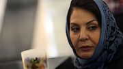 عکس غم انگیز از به میز عزای شیک و بدون تجملات زهره حمیدی، بازیگر پیشکسوت سینمای ایران/ دیزاین زیبا با گَل، شمع، قرآن و حلوا
