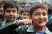هشدار درباره پوسیدگی دندان کودکان؛ از توزیع مسواک تا فلورایدتراپی رایگان
