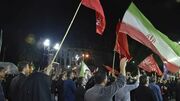چرا خیابان را خرج دفاع از یک زندانی می کنید ؟