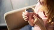 قهوه کافئین‌ دار چه نقشی در روند پیری زنان دارد؟