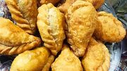 طرز تهیه قطاب خرمایی در فر؛ نرم، لطیف و بدون سرخ‌ کردن