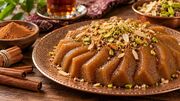 طرز تهیه حلوای دارچینی؛ خوش‌ عطر و مجلسی