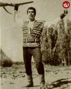 بهروز وثوقی ۳۱ ساله در نمایی از فیلم «تنگه اژدها»؛ سال ۴۷/عکس