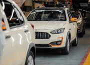 قیمت روز انواع خودرو ۱۲ دی ۱۴۰۴