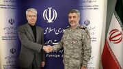 سخنگوی وزارت خارجه: میدان و دیپلماسی دوشادوش هم آماده برای هر وضعیتی / سخنگوی ارتش: امروز دیپلماسی و میدان نزدیک‌تر و هماهنگ‌تر از هر زمانی در مسیر تحقق منافع و عزت ملی کشور می‌کوشند