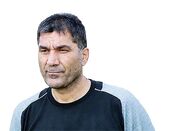 پیشکسوت پرسپولیس: چرا باید به یک بازیکن ۳۶ ساله ۲۰۰ میلیارد بدهند؟!