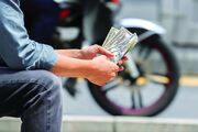 دولت چه زمانی به بالا رفتن قیمت دلار واکنش نشان خواهد داد؟