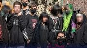 خیابانی در تهران، اما با لباس‌هایی که از نوع جوانان ایرانی نیست یا هست و ما ندیدیم!