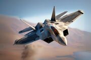 جنگنده F-22 رپتور؛ چرا برترین جنگنده جهان روی ناو هواپیمابر جایی ندارد؟