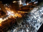 خانواده‌های نگران معترضان بازداشتی اعتراضات دی‌ماه در پشت درهای زندان | دستگیر شدن ۹ وکیل دادگستری