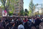 دانشجوی دانشگاه شریف: افرادی که در صف اول تجمعات بودند، توسط دوربین‌های دانشگاه شناسایی شدند | بین ۱۰ تا ۲۰ دانشجو ممنوع‌الورود هستند