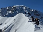 آخر هفته از صعود به ارتفاعات پرهیز کنید