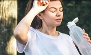 ۷ اشتباه رایج که باعث کم‌آبی بدن می‌شود