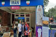 مکزیکی‌ها در صف غرفه ایران