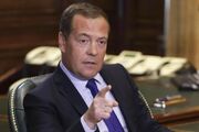 مدودف: می‌توانیم کاری کنیم از کی‌یف و تاسیسات ناتو فقط غبار هسته‌ای خاکستری باقی بماند/ شرایط پایان جنگ را روسیه تأیین می‌کند