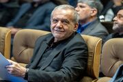 روزنامه اعتماد نسبت به افزایش حملات به پزشکیان اعتراض کرد