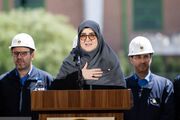 سخنگوی دولت: برای همه سناریوها آمادگی کامل داریم / با دستور رئیس‌جمهوری واردات خودرو فعلا متوقف شده است