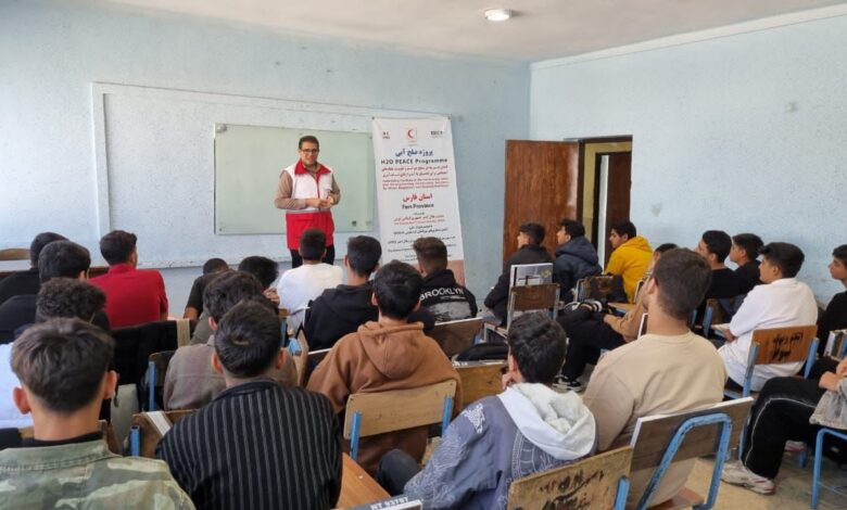 آغاز دوره‌های آموزشی صلح آبی در فارس