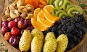 میوه‌های پُرکلسیم؛ سپرهای طبیعی در برابر پوکی استخوان